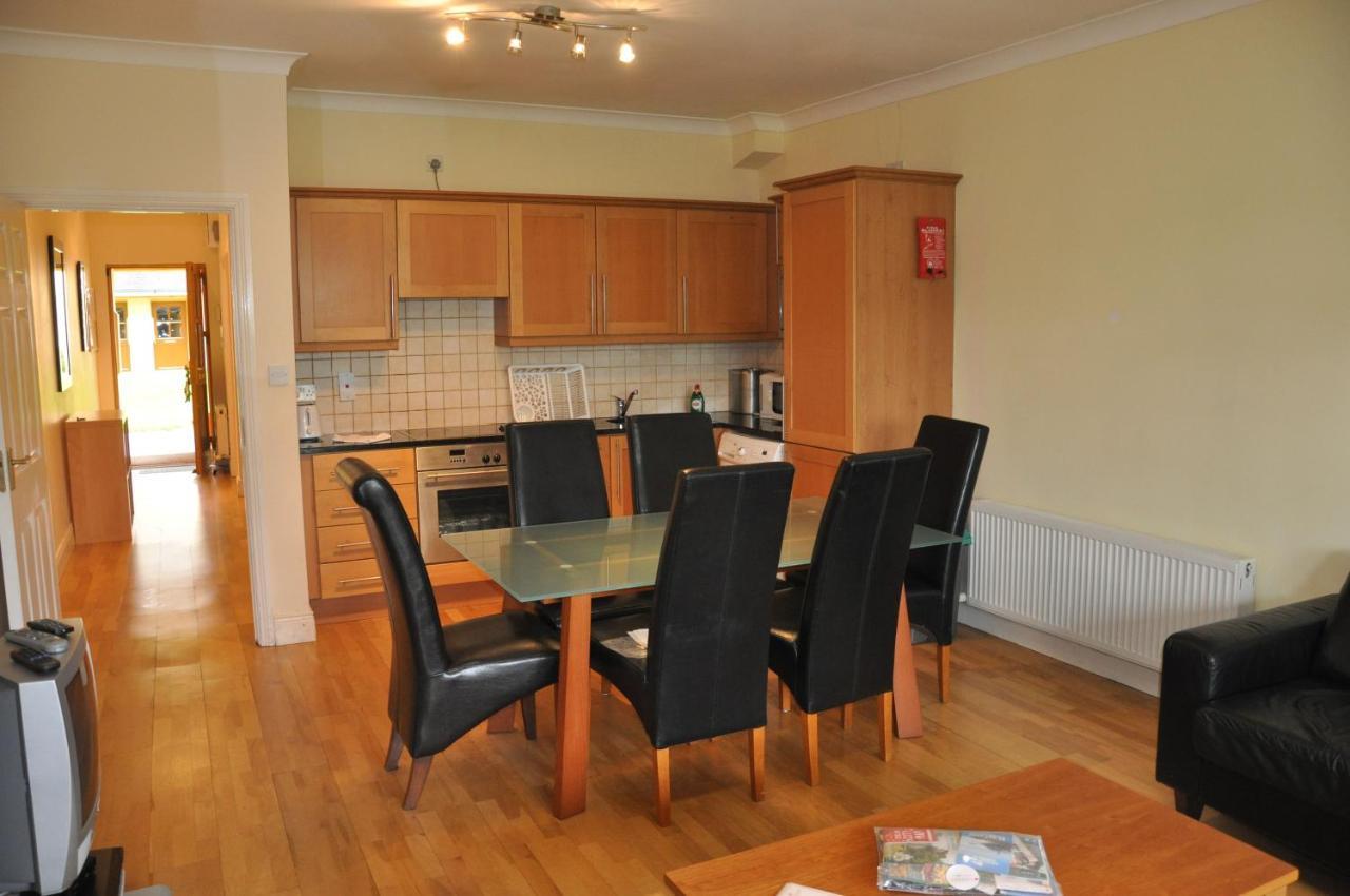 Heyward Mews Holiday Homes By Trident Holiday Homes Swords Eksteriør bilde